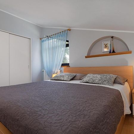 Tereza Apartment Porec Bagian luar foto