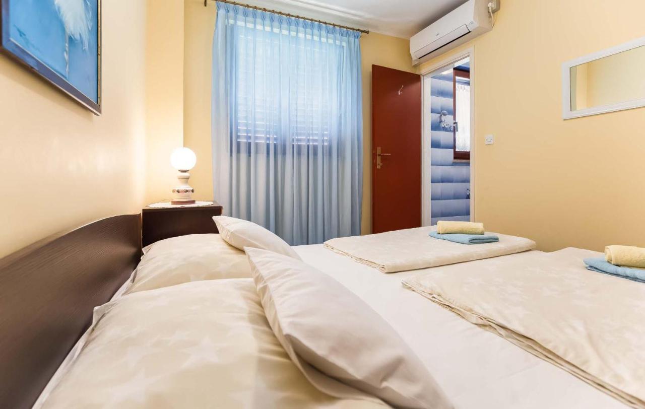 Tereza Apartment Porec Bagian luar foto
