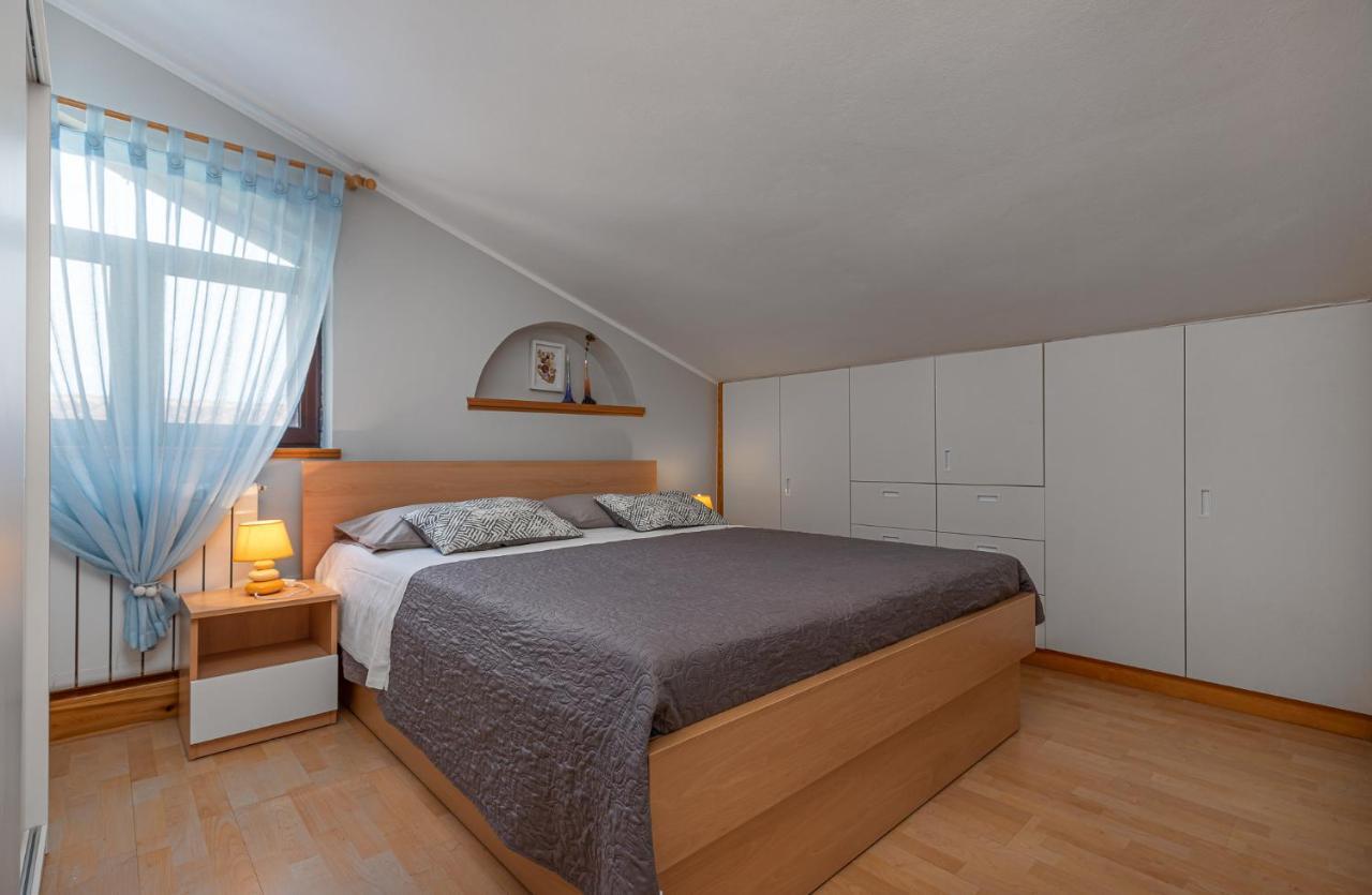 Tereza Apartment Porec Bagian luar foto